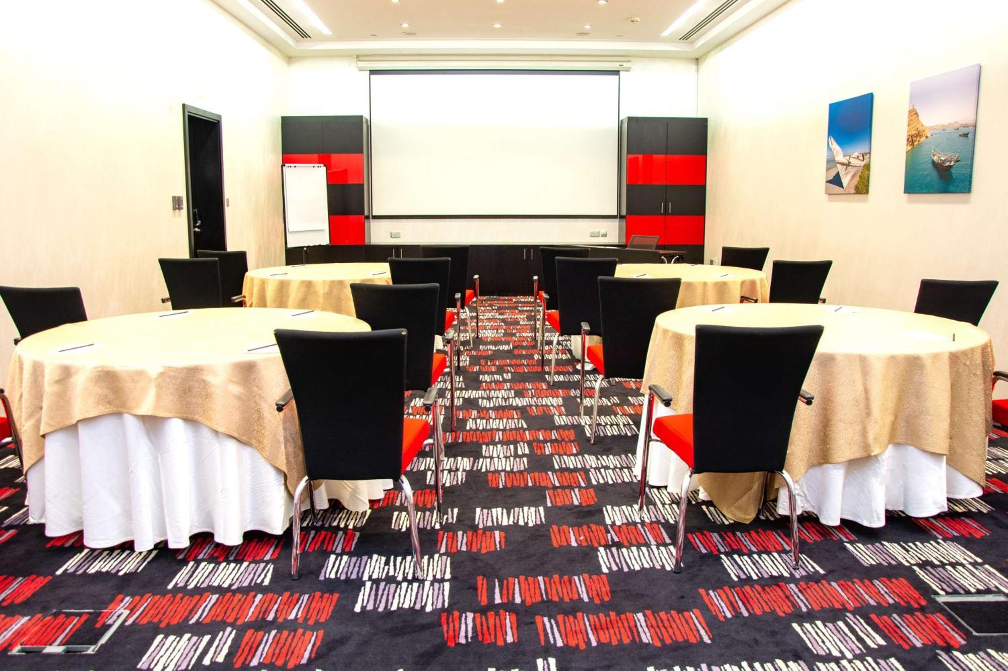 Radisson Blu Hotel & Resort, Soar Exterior foto Meeting room
