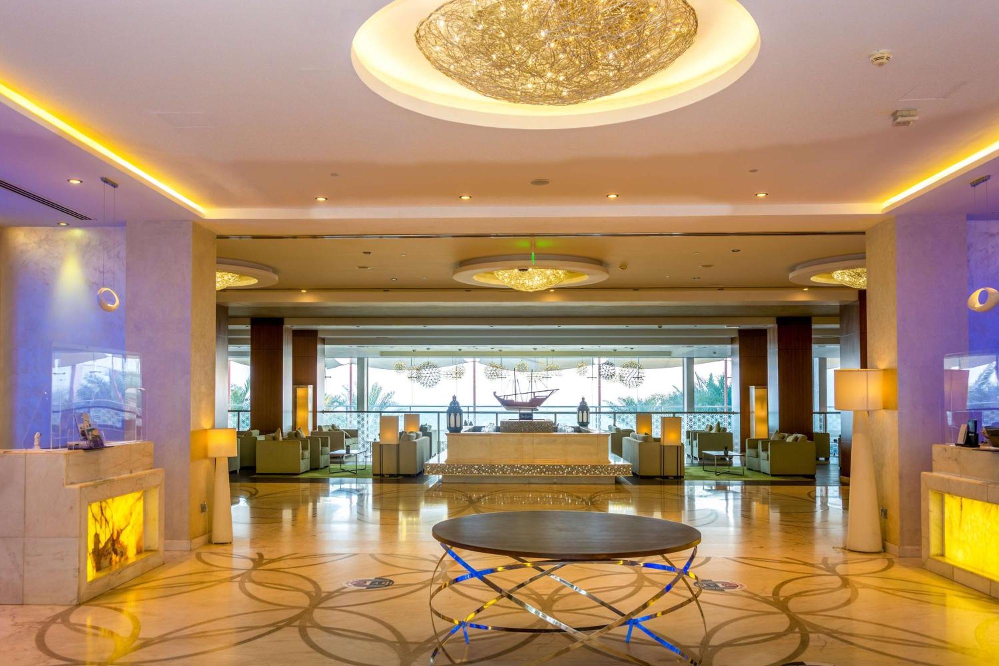 Radisson Blu Hotel & Resort, Soar Exterior foto Lobby