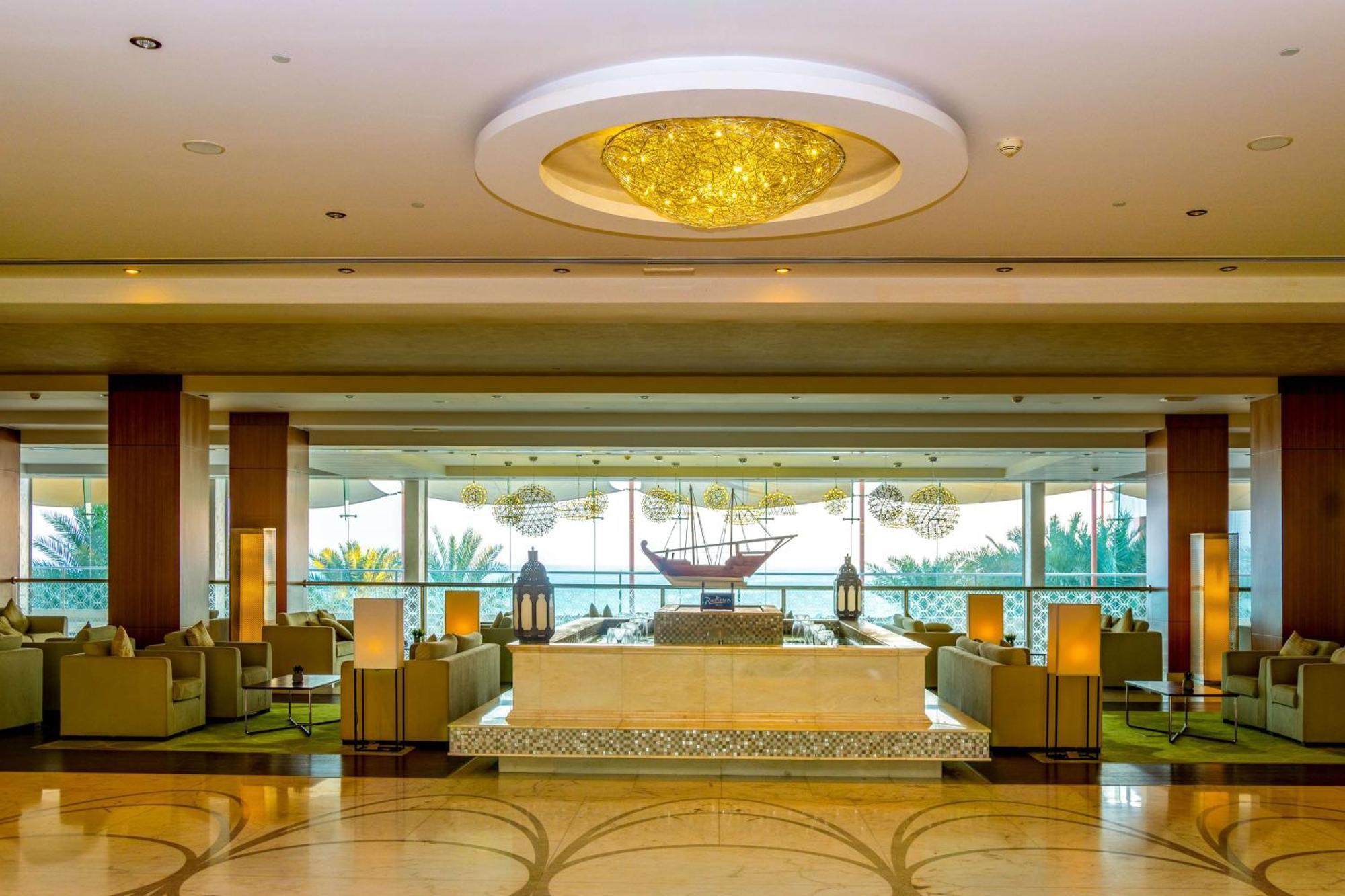 Radisson Blu Hotel & Resort, Soar Exterior foto Lobby