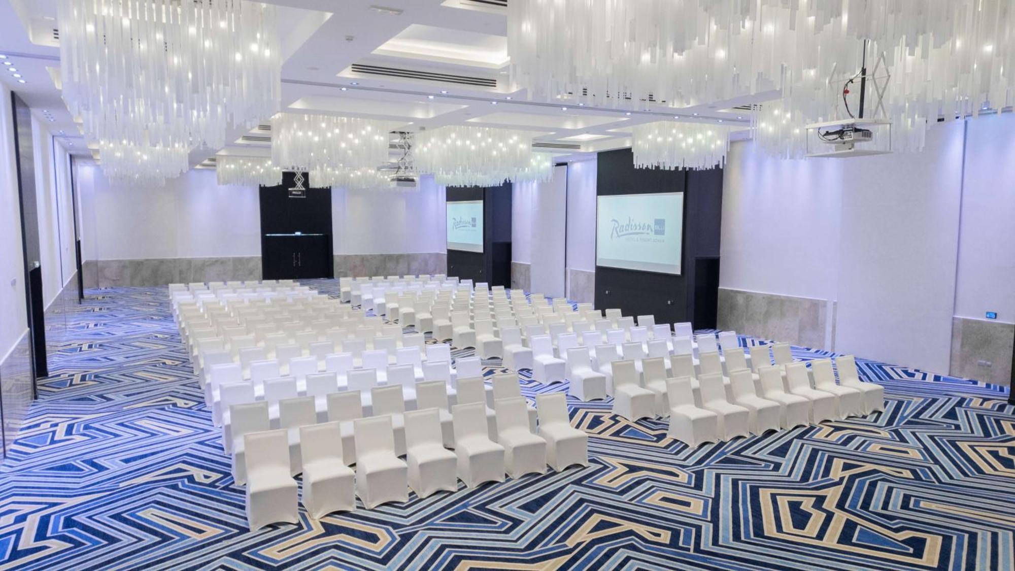 Radisson Blu Hotel & Resort, Soar Exterior foto The ballroom